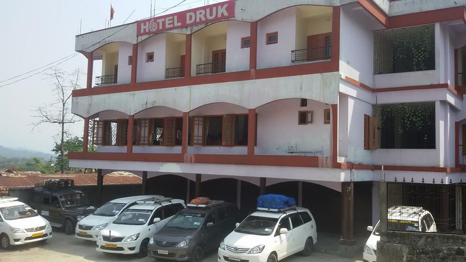Hotel Druk Bhalukpung エクステリア 写真